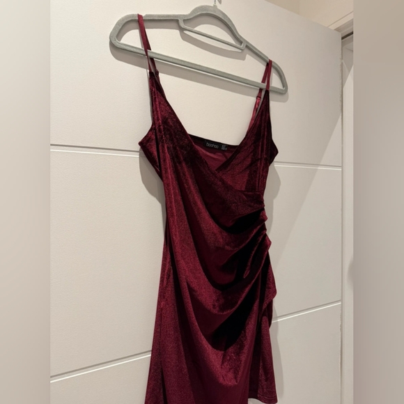 Boohoo Dresses & Skirts - Ladies velvet evening dress Boohoo